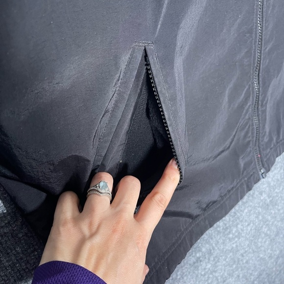 Swingster Budweiser Bud Light Men’s XL Black Fleece Lined Embroidered Vest - Picture 7 of 11